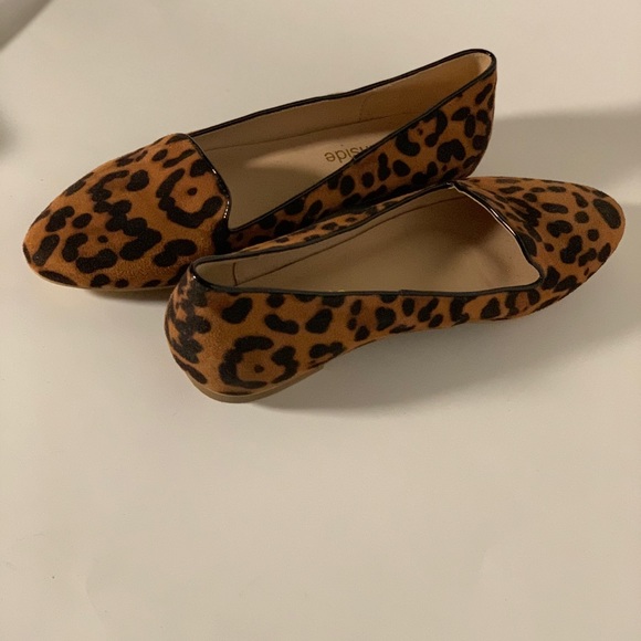 NEW Leopard Print Flocked Flats Ladies Size 10 - Picture 5 of 6